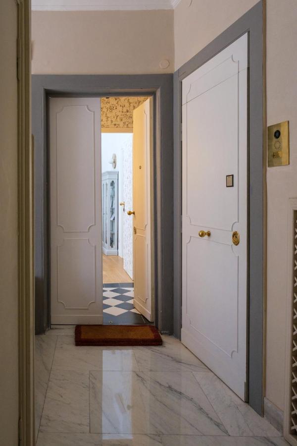 Trinita' Dei Monti New Apt In The Heart Of Рим Екстериор снимка