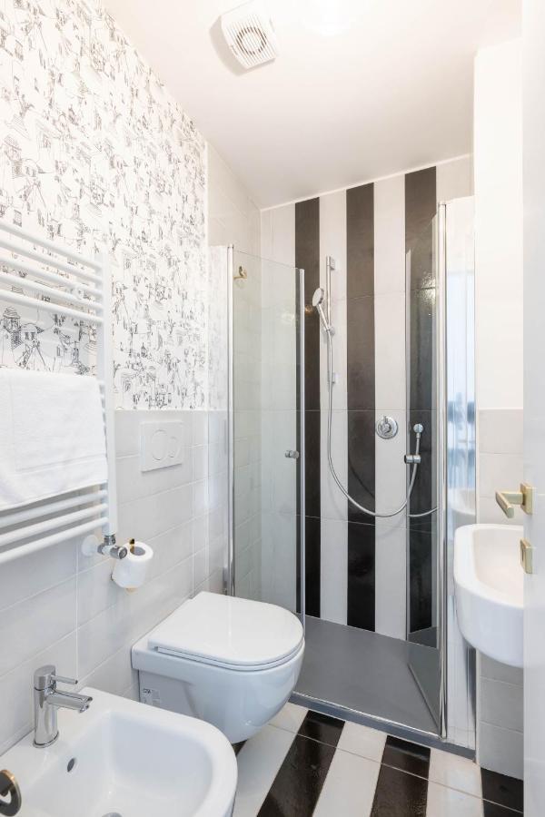 Trinita' Dei Monti New Apt In The Heart Of Рим Екстериор снимка
